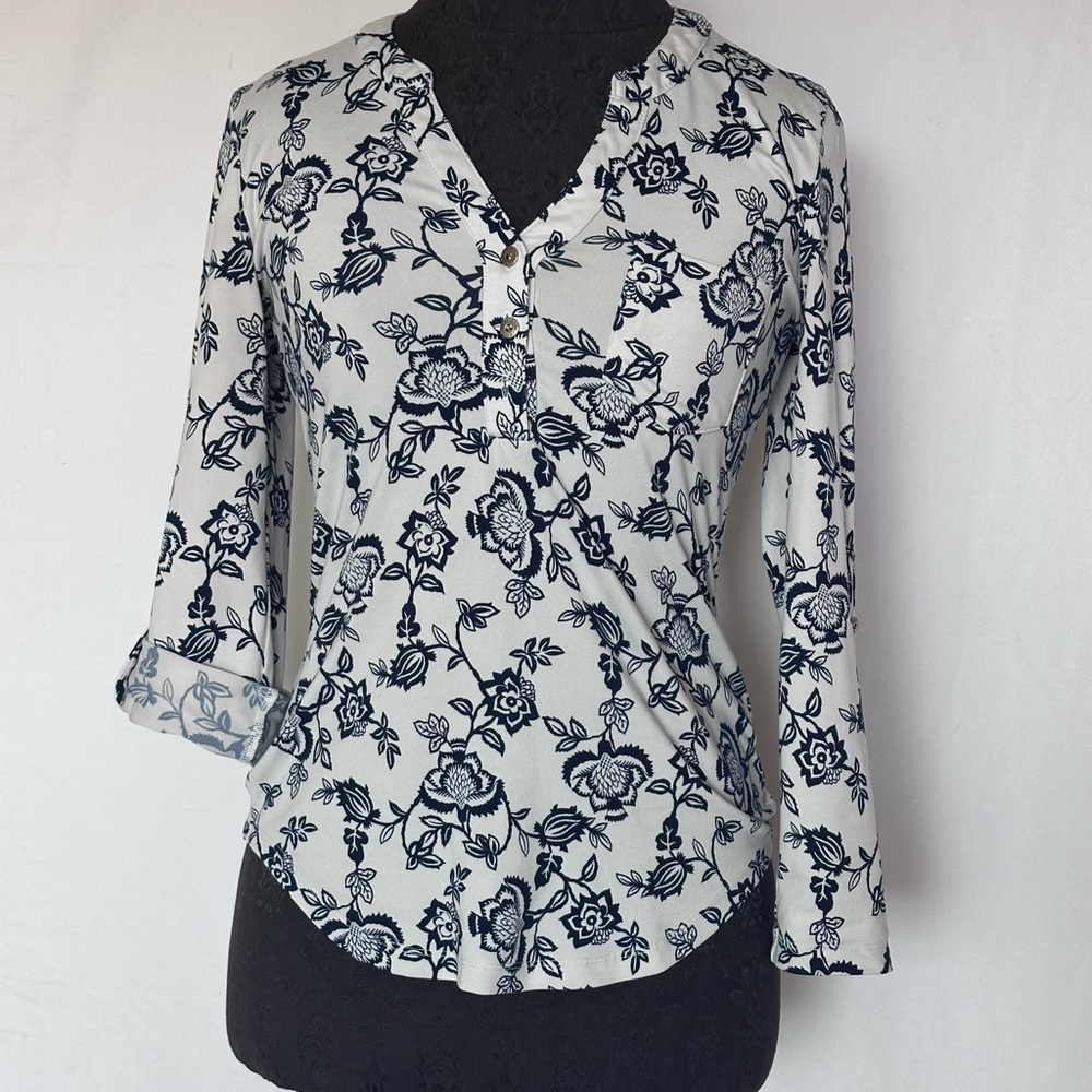 Women’s navy and white floral long sleeve blouse Size S